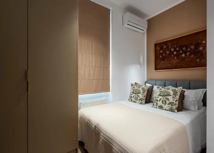 아파트 Parisian-inspired 2br On Calea Victoriei - High Ceilings Stylish Design & Location